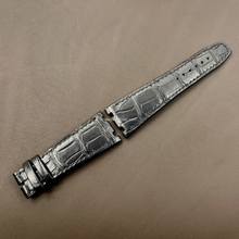 画像をギャラリービューアに読み込む, Genuine Alligator Compatible with AP Royal Oak Watch41mm Strap - HU Watch strap