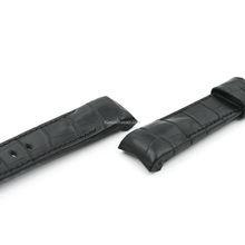 Load image into Gallery viewer, Corum Admiral&#39;s Cup Strap 
