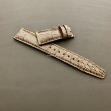 Carica l&#39;immagine nel visualizzatore di Gallery, Genuine Alligator Compatible with IWC  Watch Strap 22mm 20mm - HU Watch strap
